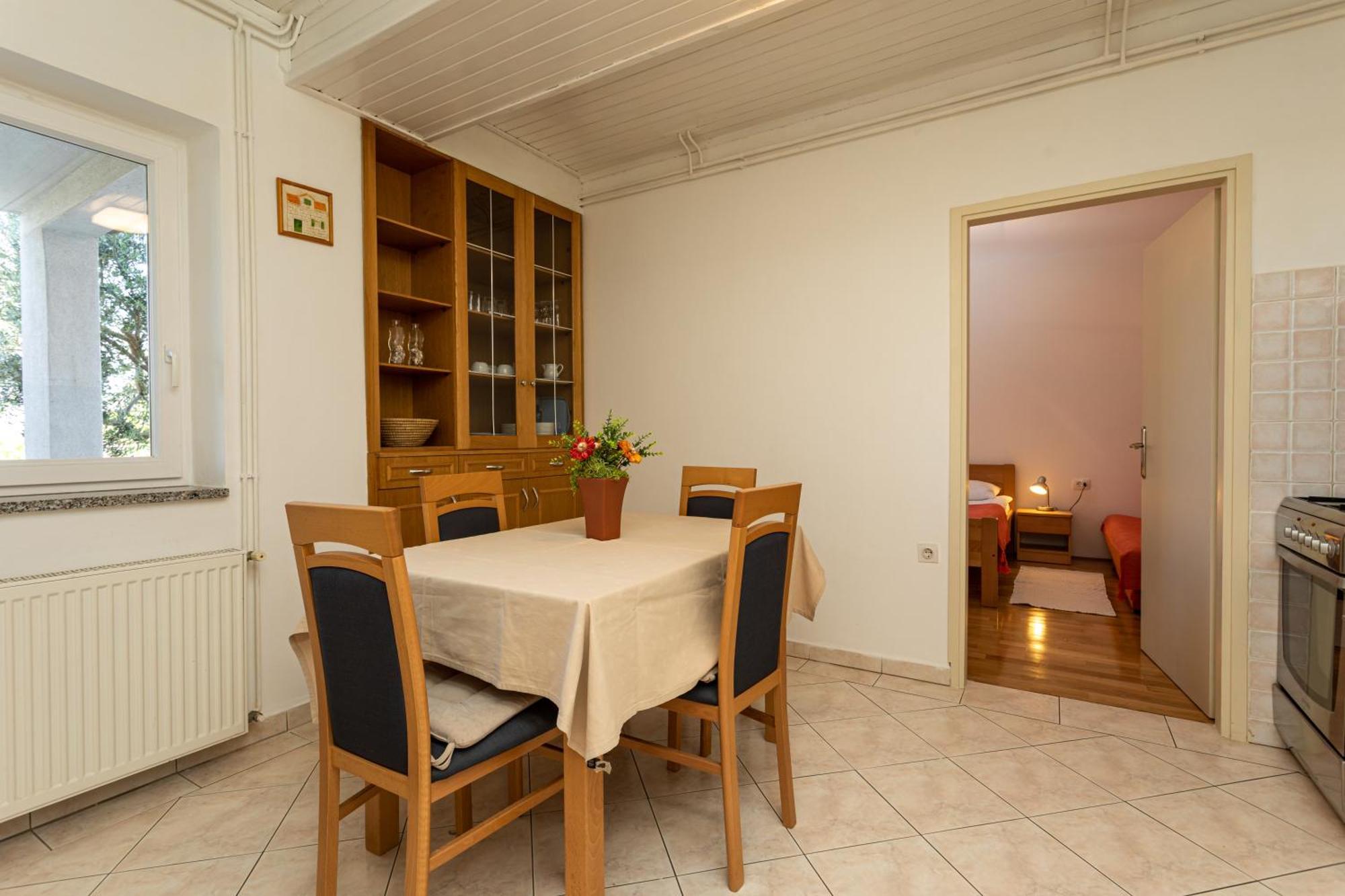 Apartments Villa Ana Krk Town Habitación foto